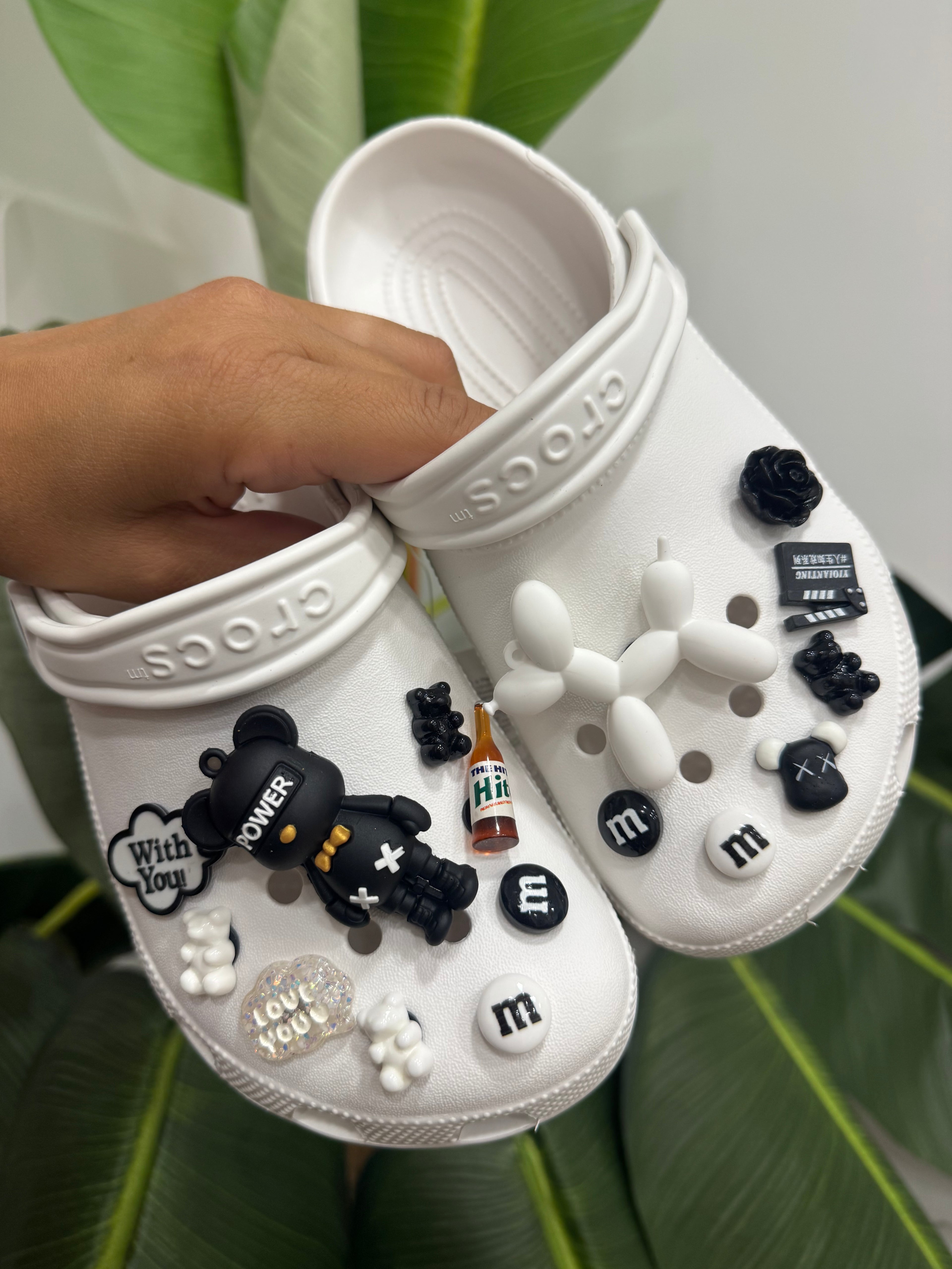 Set charm fashion