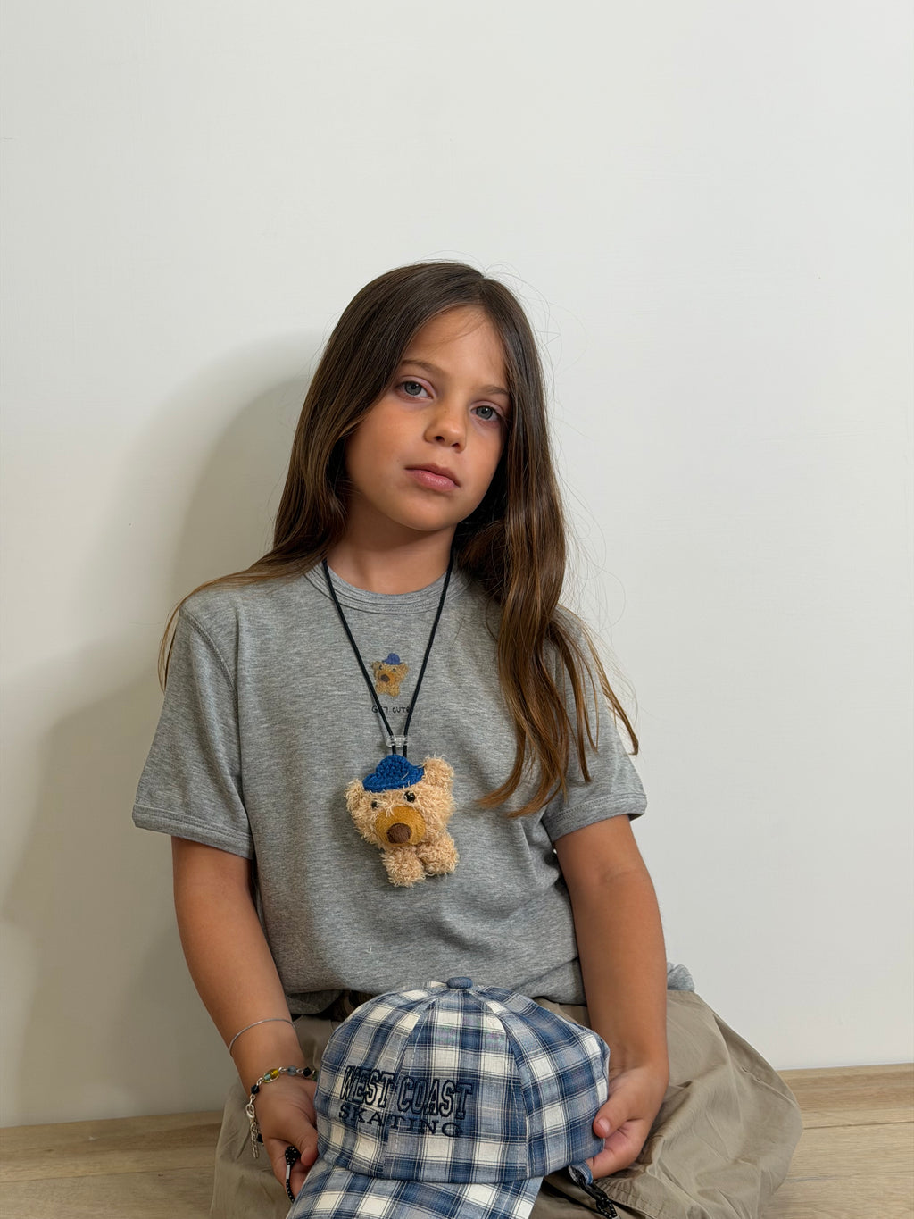 T-shirt cute grey