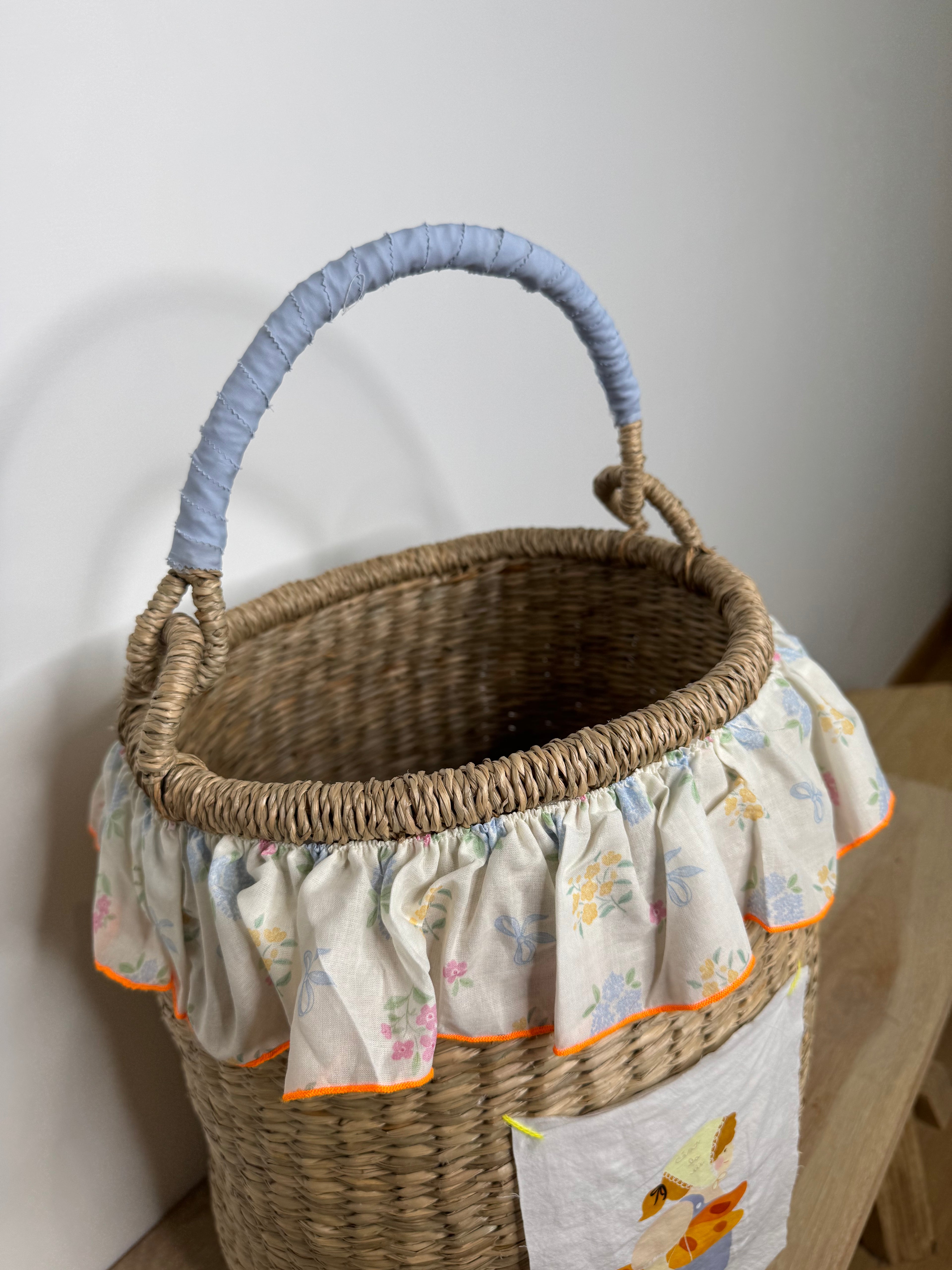 Cesta Paglia Ruffle